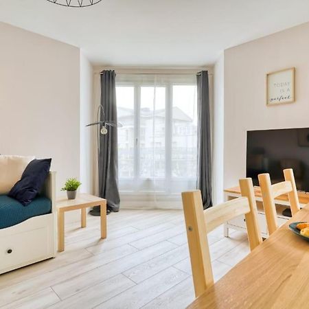 Logement Sarah Courcouronnes Εξωτερικό φωτογραφία