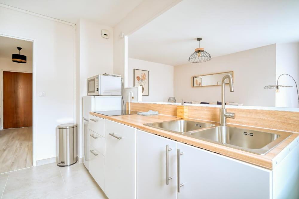 Logement Sarah Courcouronnes Εξωτερικό φωτογραφία